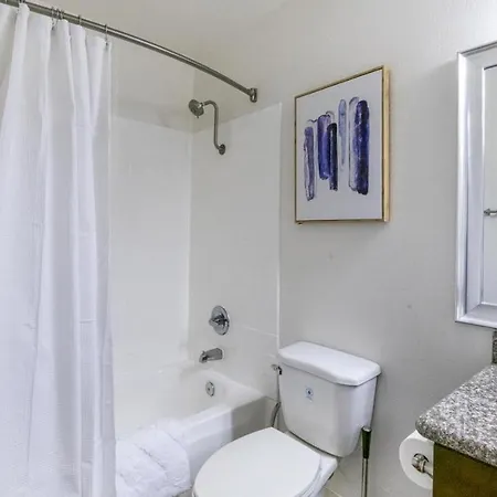 Прекрасен Апартамент С Балкон Quarto em Acomodações Particulares
